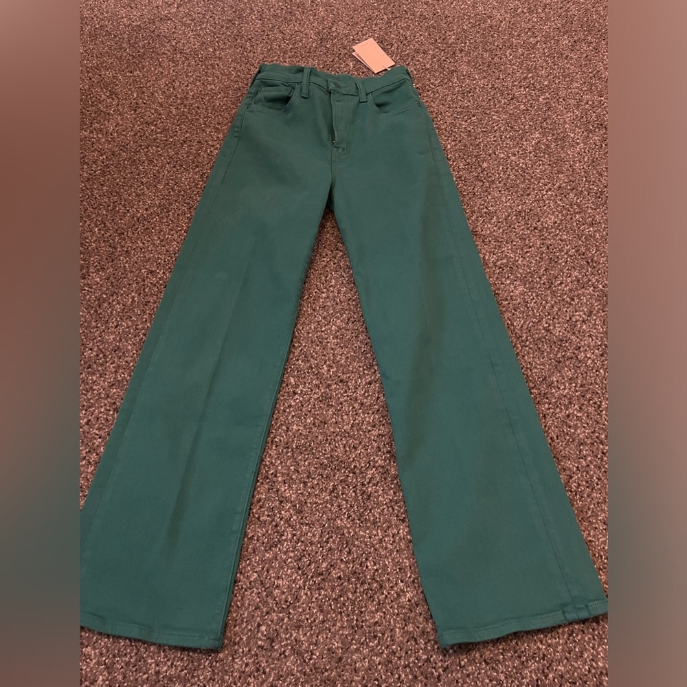 Womens new mother jeans size 25